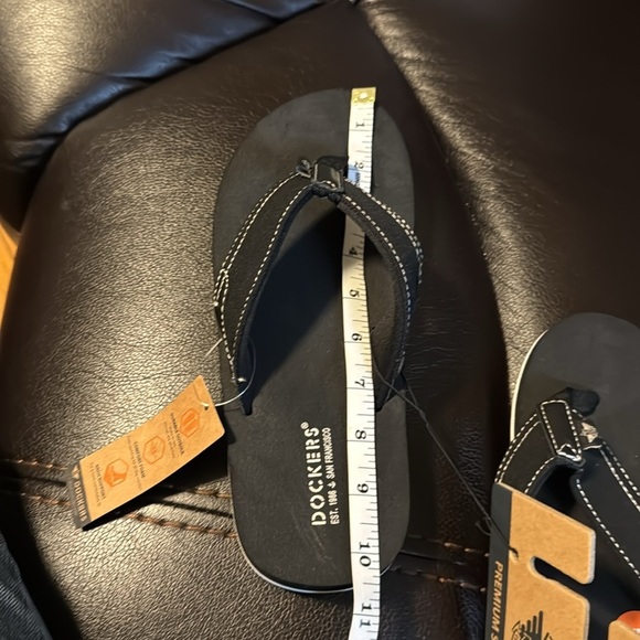 Dockers Mens Flip-Flops Black and White Small Size 7/8 New - Picture 10 of 14